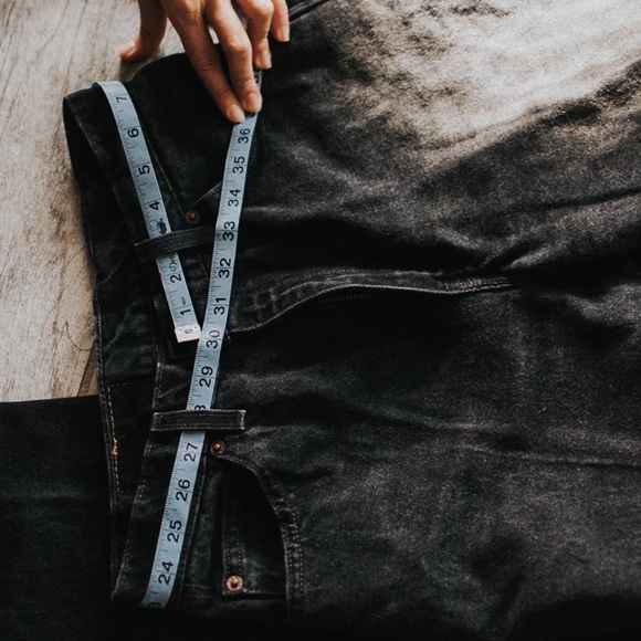 Vintage Levi’s Black Denim High Waist Jeans - Picture 10 of 10